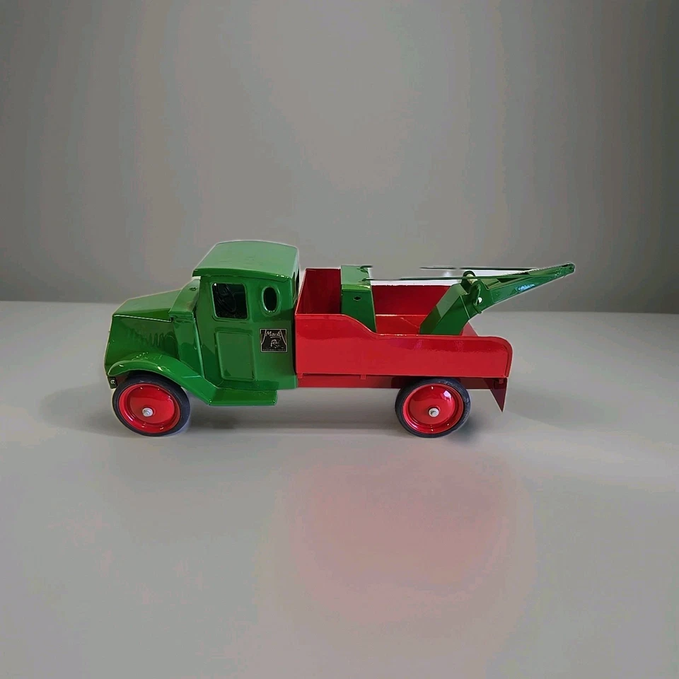 Antique 24" Steelcraft Pressed Steel Mack JR Wrecker Tow Truck - Image 1 of 4