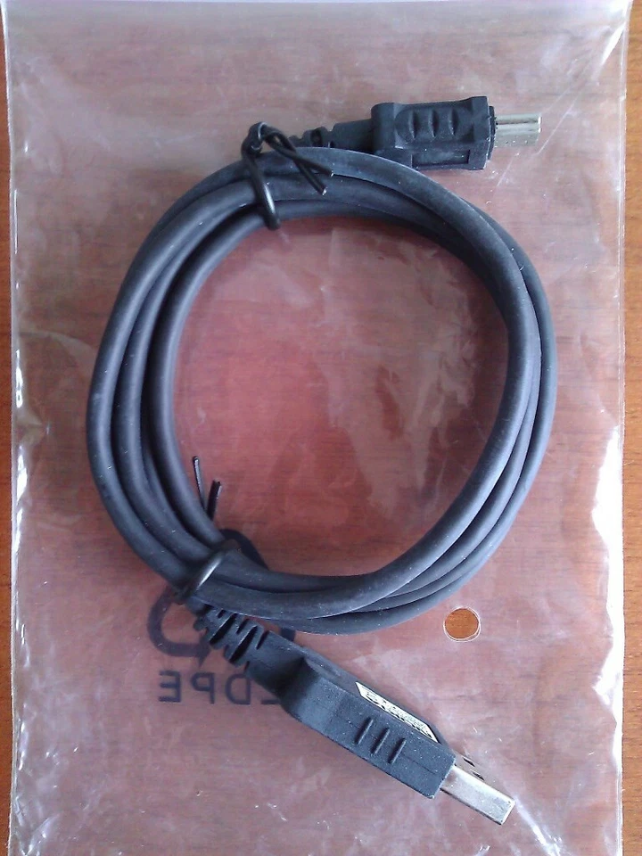 Nokia Cavo USB 2.0 ORIGINALE NOKIA DKE-2 Attacco Mini USB per N95, N91, N76, E51 - Immagine 1 di 1