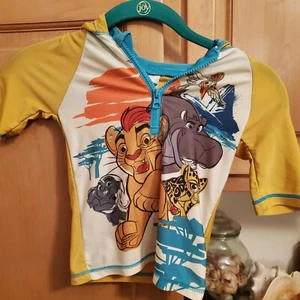 Disneys The Lion King Childs Size 4 Pullover Hoodie - Picture 1 of 4