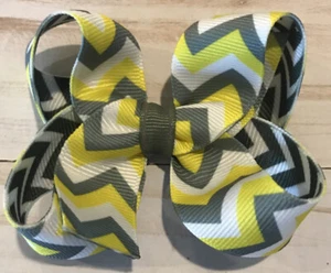 TaylorMade Custom Boutique Hair Bow Yellow Gray White Chevron New CLEARANCE - Picture 1 of 1