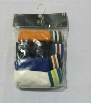 Gap Kids Boy's 4-Pack Classic Briefs Multicolor Size: XS-Medium (4/5-8) NWT - Image 1 of 3
