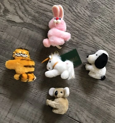 Vintage Plush Clip On Pinch Pals Lot of 5 Garfield Koala Bunny Unicorn Snoopy - Image 1 of 4