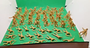 Vintage Tan US Army soldiers x 80.- Un-painted. - Picture 1 of 14