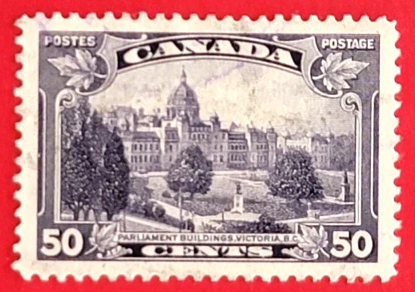 Canada Stamp 226 "Parliament Victoria BC" Used - Image 1 of 1