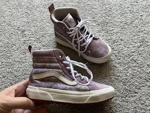 Vans Sk8-Hi MTE Shoes Youth Size 1 Lavender Floral Primaloft Winter Snow Boots - Picture 1 of 8