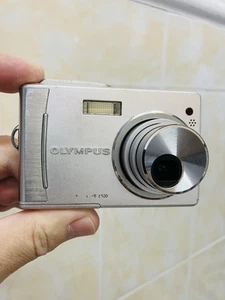 Olympus Camedia FE-5500 5MP 3x All Metal Tested Camera Only Used No battery - Picture 1 of 13