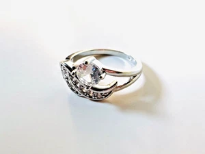 Silver Tone Split Band Wing Ring with Round Diamond Style Gems Size 6 - Picture 1 of 13