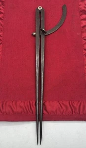Antiguo PS & W Co. vintage "Brújula/pinza para carpintería de acero forjado de 15"" de alto" - Imagen 1 de 7