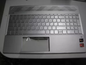 HP Pavilion 15-CS 15-CW Silver Palmrest Cover ITALIAN Keyboard L24752-061 - Photo 1/4