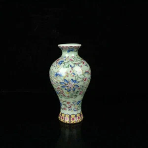 Chinese Enamel Colour Porcelain Handmade Exquisite Vase - Picture 1 of 9