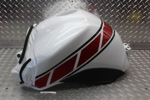 2008 YAMAHA FZ1 WHITE GAS TANK FUEL CELL PETROL RESERVOIR 2D1-WK241-01-P4 - Picture 1 of 12