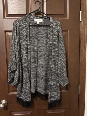 Cárdigan suéter con flecos negro y gris French Laundry para mujer talla grande XL Foto 1 de 4