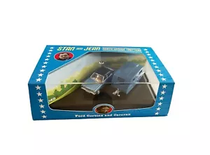Only Fools and Horses Stan and Jean Trotter Ford Cortina & Caravan Set OO Gauge - Picture 1 of 6