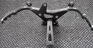 Triumph Daytona 955i Scheinwerferhalterung - Bild 1 von 2