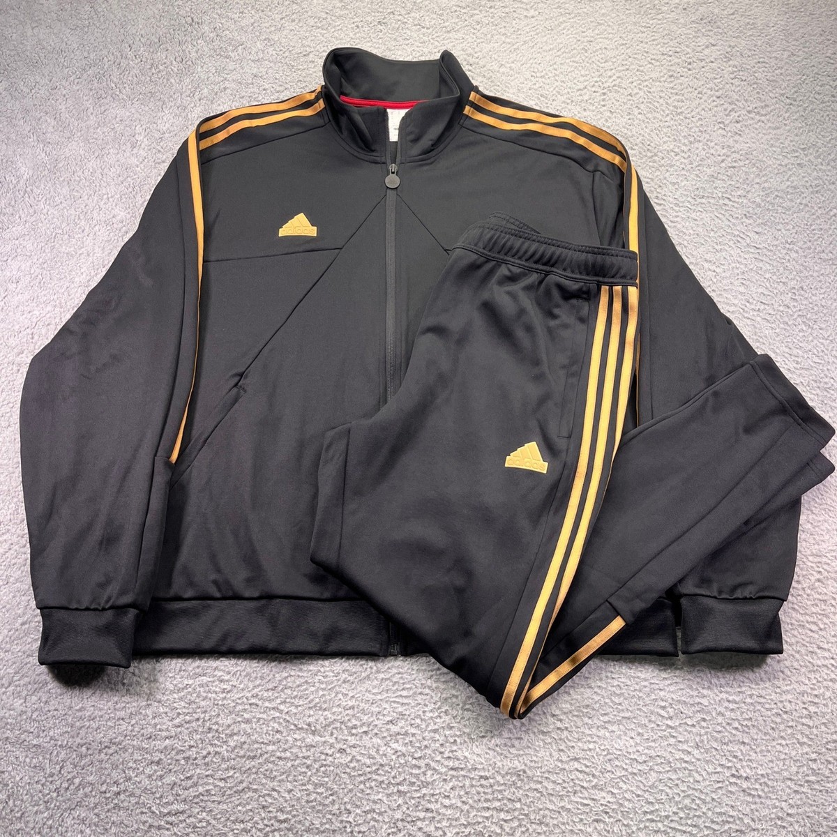 Las mejores ofertas en Adidas Track Pantalones Trajes y conjuntos para  hombres | eBay