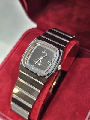 Reloj suizo vintage RARO Omega “Black Tulip” Seamaster cerámica cuarzo hecho con caja Foto 1 de 4