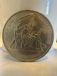 10 DDR Mark Sammlermünze Buchenwald 1972 - Bild 1 von 2