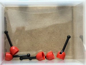 LEGO Parts - Antenna Rossa Piccola Base con Leva Nera - n. 4592c02 - QTÀ 5 - Foto 1 di 1