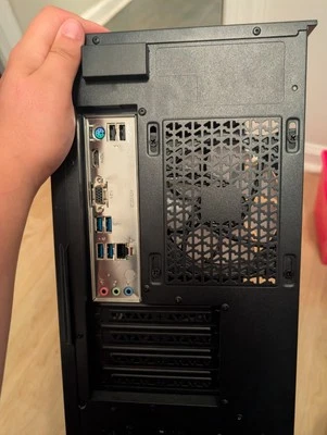 PC para jogos Impason com CPU Ryzen 5 AMD RYZEN/CAIXA DE VIDRO TEMPERADO/GOTEP RP650 - Imagem 1 de 4