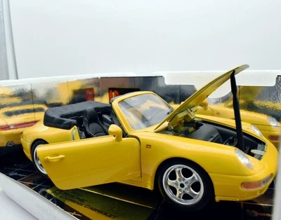 Modellino auto scala 1:18 PORSCHE CARRERA 911 Burago modellismo statico car - Immagine 1 di 4