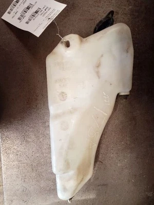 1995-2005 BLAZER S10 JIMMY S15 Windshield Washer Fluid Tank Bottle Pump 8923874 - Image 1 of 4