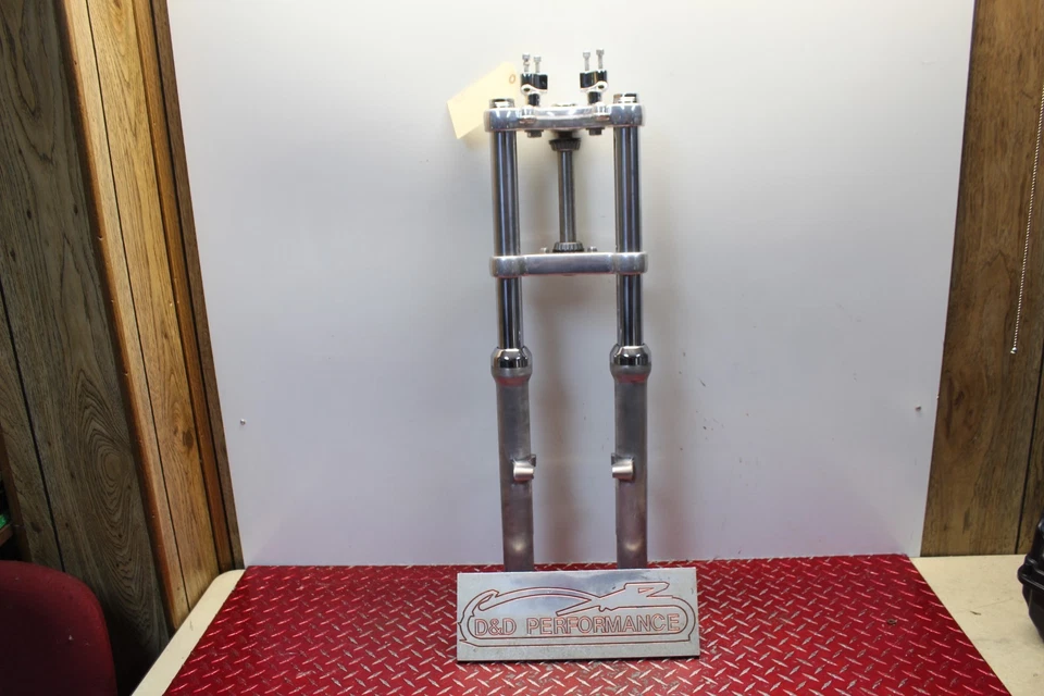 2006 HARLEY SPORTSTER 883 1200 39MM FRONT FORKS & NARROW TRIPLES 3/4 AXLE SP110 - Image 1 of 4