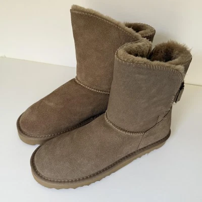 Style & Co 靴子女式 9 码蘑菇青少年麂皮绒人造毛皮衬里舒适冬季 — 第 1/4 张图片