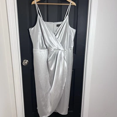 Lane Bryant Sleeveless Sweetheart-Neck Satin Midi Dress Silver Women’s Size 22 - Image 1 of 4