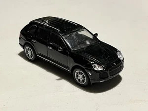 Welly Porsche Cayenne Turbo Nummer 42348 1:34 - Bild 1 von 9