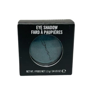 NEW in BOX - MAC EYE SHADOW - TEAL APPEAL (VELUXE PEARL) - Picture 1 of 4