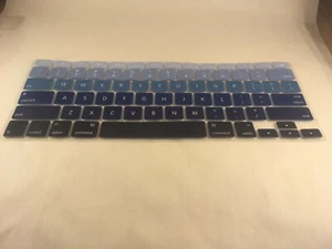 Keyboard Protector Blue Gradient, Macbook Pro (Reg +Retina), MacBook Air 13" - Picture 1 of 2