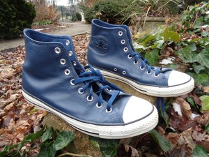 converse cuero azul
