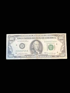 Circulated Small Head $100 bill (One Hundred Dollar Bill) - Series 1969 - Picture 1 of 2