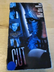 CUT  (VHS - 2000) Horror Slasher Movie - Molly Ringwald, Kylie Minogue - Picture 1 of 3