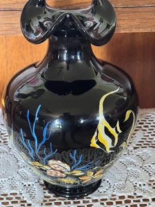Fenton Black Under the Sea Vase Item 4262 HK New in the Box - Picture 1 of 8
