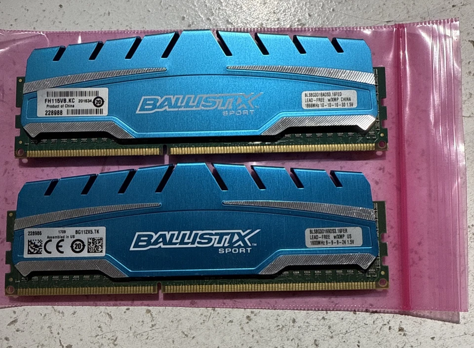 Ballistix 16GB (2x8GB) PC3-14900 DDR3-1866 Desktop Ram Memory BLS8G3D18ADS3 - Image 1 of 2