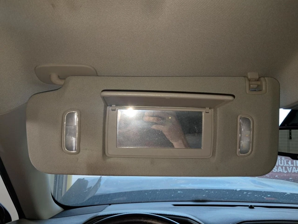 Parasol de pasajero estilo clásico para camioneta Sierra 1500 14-19 441348 Foto 1 de 4