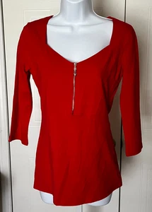 🔥WOMEN'S RED TOP 3/4 SLEEVE with 1/2 ZIP CLOSE SCALLOPED NECKLINE FIT & FLARE S - Picture 1 of 12