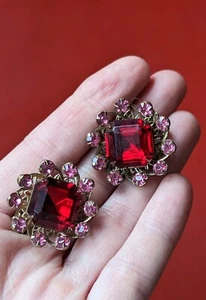 Vintage Statement RED Crystal PINK Rhinestone Clip EARRINGS Cocktail Statement - Picture 1 of 13