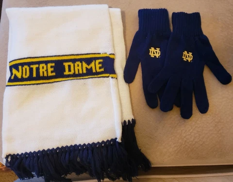 Vintage 1980s Notre Dame Scarf w/matching ND monogram navy blue gloves 🍀🍀 Cover