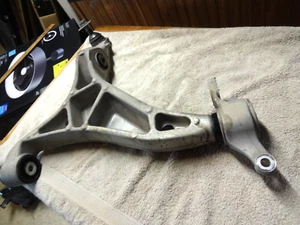 2016 - 2021 JEEP GRAND CHEROKEE FRONT LEFT SIDE LOWER CONTROL ARM OEM 04877717AB - Picture 1 of 4