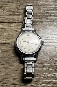 Vintage Timex Waterproof CHR Plated Bezel Herrenuhr - Bild 1 von 8