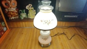 Vintage White/Flowers 3-way Hurricane Glass Table Lamp! - Picture 1 of 7