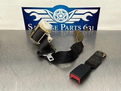 Cinturón de seguridad trasero Lexus SC430 2004 con hebilla (izquierda o derecha) - negro - 232 k Foto 1 de 4