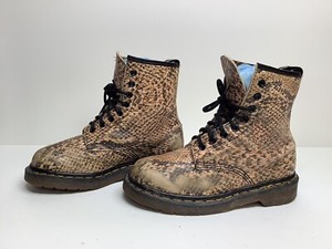 Las mejores ofertas en Parte superior de cuero estampado animal Dr. Martens  zapatos para mujeres | eBay