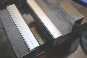 100 mm Gummi Magnet Weich Schraubstock Backen - Bild 1 von 2