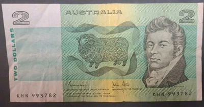 (1982) Australia 2 Dollars P43d KHN993782  sigs Johnston-Stone. - Image 1 of 2