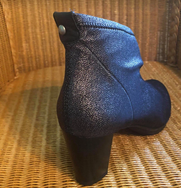 NEU: ELEGANTE CITY STIEFELETTEN EDLER GLITZER-EFFEKT EUR 40 B.C. bronze *095681 - Bild 1 von 4