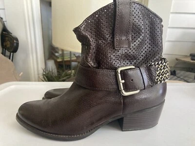 BCBG Generation Western Ankle Boots Sz 7.5M Brown Leather Pull On Chains FIFI - Image 1 of 4