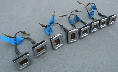 1 CHRYSLER IMPERIAL NEWPORT NY FRONT BUMPER TURN SIGNAL MARKER LIGHT 68 1968 OEM - Image 1 of 4